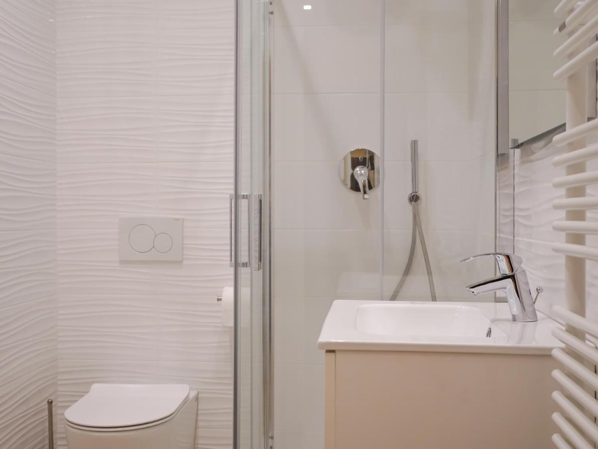 Adria Luxury Residence - Centro Triest Exterior foto